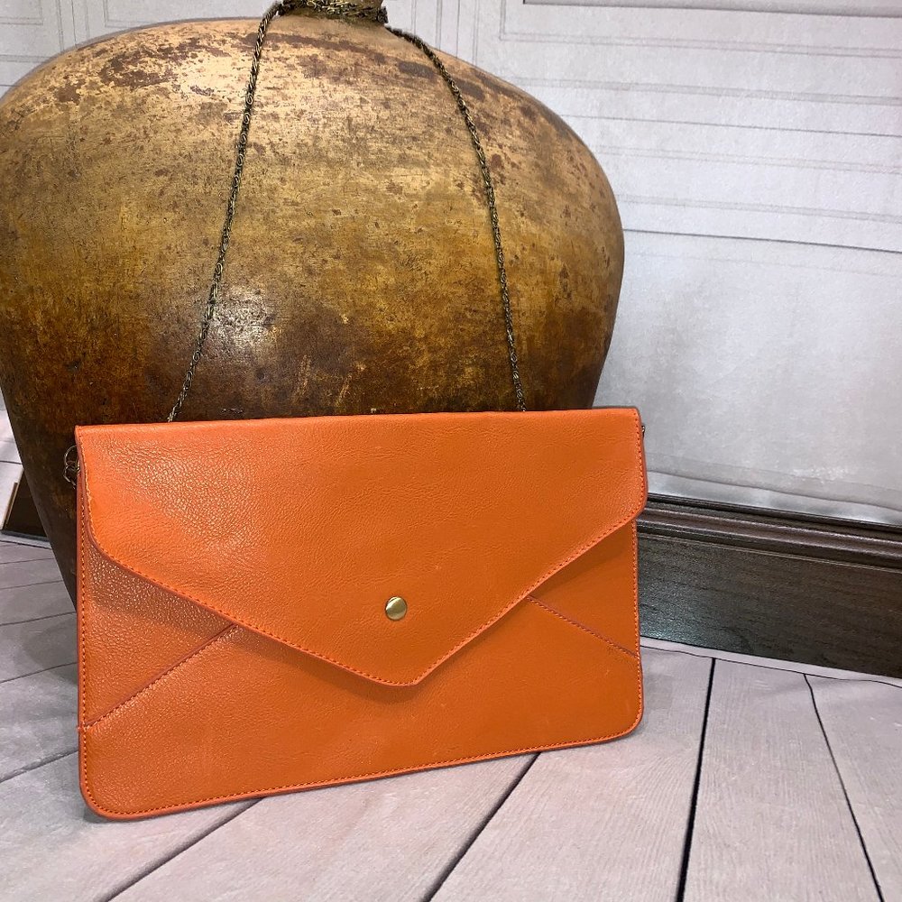 Epic Leather Envelope Bag w Antique Bronze Chain💕